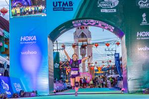 BIB: 3105
                            <button type="button" onclick="openModal(21794996)" class="btn btn-primary btn-sm float-right btn-popup" data-toggle="modal" data-target=".modal-high-quality">
                        <i class="fas fa-shopping-cart"></i> Add to Cart
                    </button>
                                            <button type="button" onclick="isThisMe(21794996, true)" class="btn btn-success btn-sm float-right btn-popup btn-isme hidden" data-toggle="tooltip" data-placement="bottom" title="นี่คือรูปของคุณใช่ไหม คลิกที่นี่เพื่อเอาเข้าอัลบั้ม">
                        <i class="fas fa-plus"></i> Add to album
                    </button>
                    <button type="button" onclick="isThisMe(21794996, false)" class="btn btn-warning btn-sm float-right btn-popup btn-isnotme hidden">
                        <i class="fas fa-ban"></i> Remove from album
                    </button>